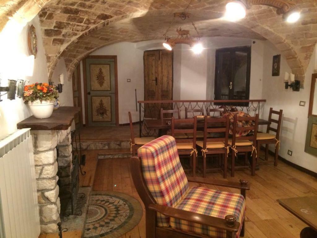 Casa Laura Villa Castel del Monte  Eksteriør billede