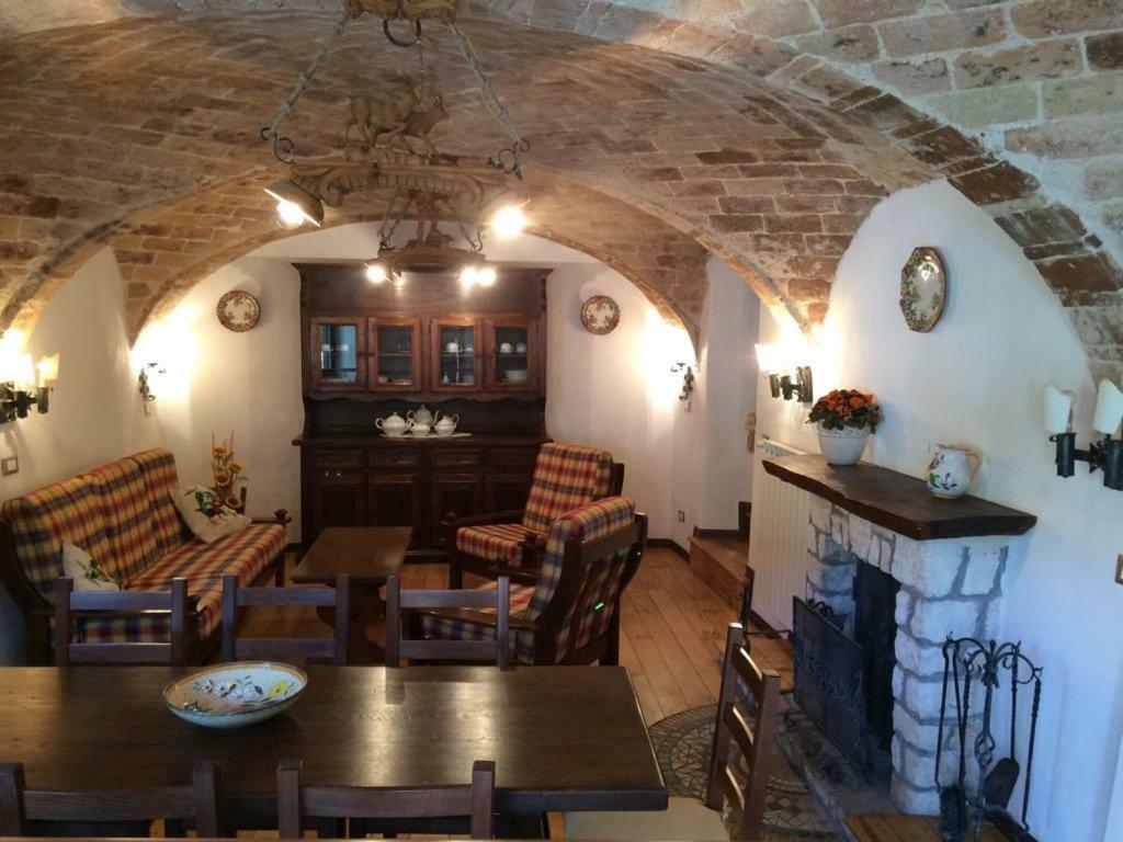 Casa Laura Villa Castel del Monte  Eksteriør billede
